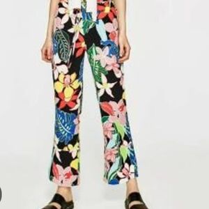 Zara Multicolor Tropical Floral Cropped Pants Size L